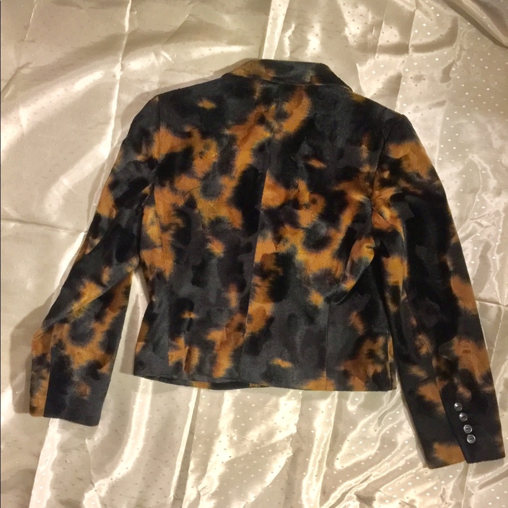 Jacket - Picture 3 of 5